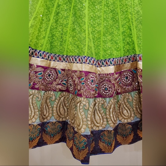 Indian Lehenga Outfit/ indian cloth / Pakistani outfit - Picture 4 of 5